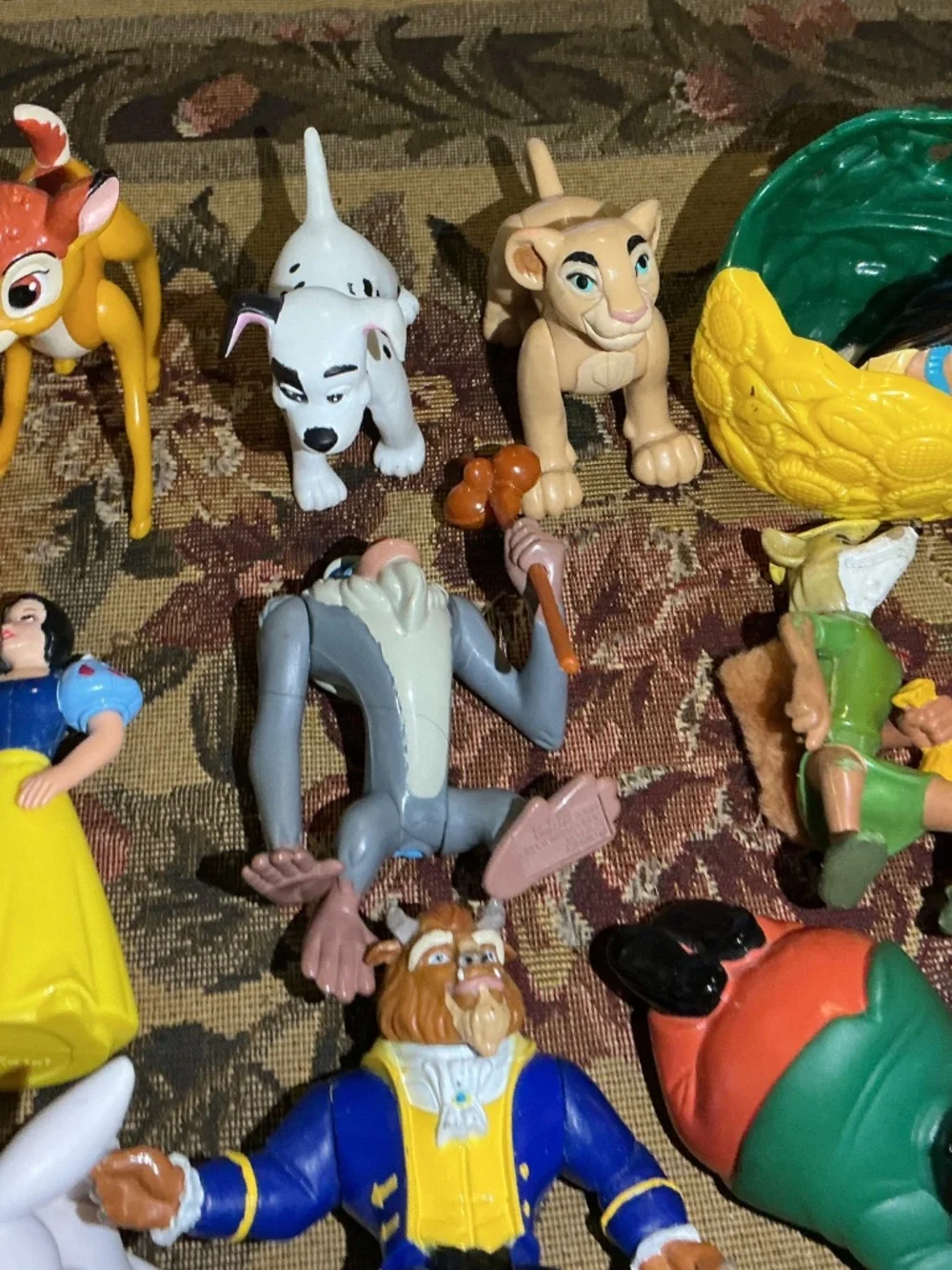 15 small Toy lot of Disney toys with lion king bambi snow white robin hood& more